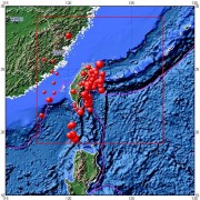 04月20日台湾花莲县附近海域5.9级地震图集_震中周边（10°×10°）过去1年3级以上地震分布图